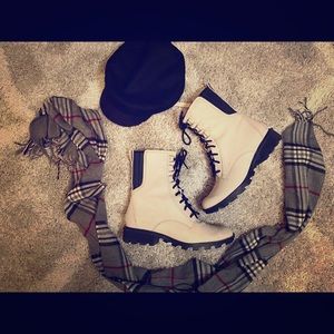 Sorel Waterproof Combat Boots 💦